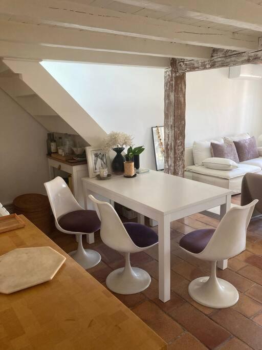Deux Pieces Dans Le Quartier Du Port Apartment